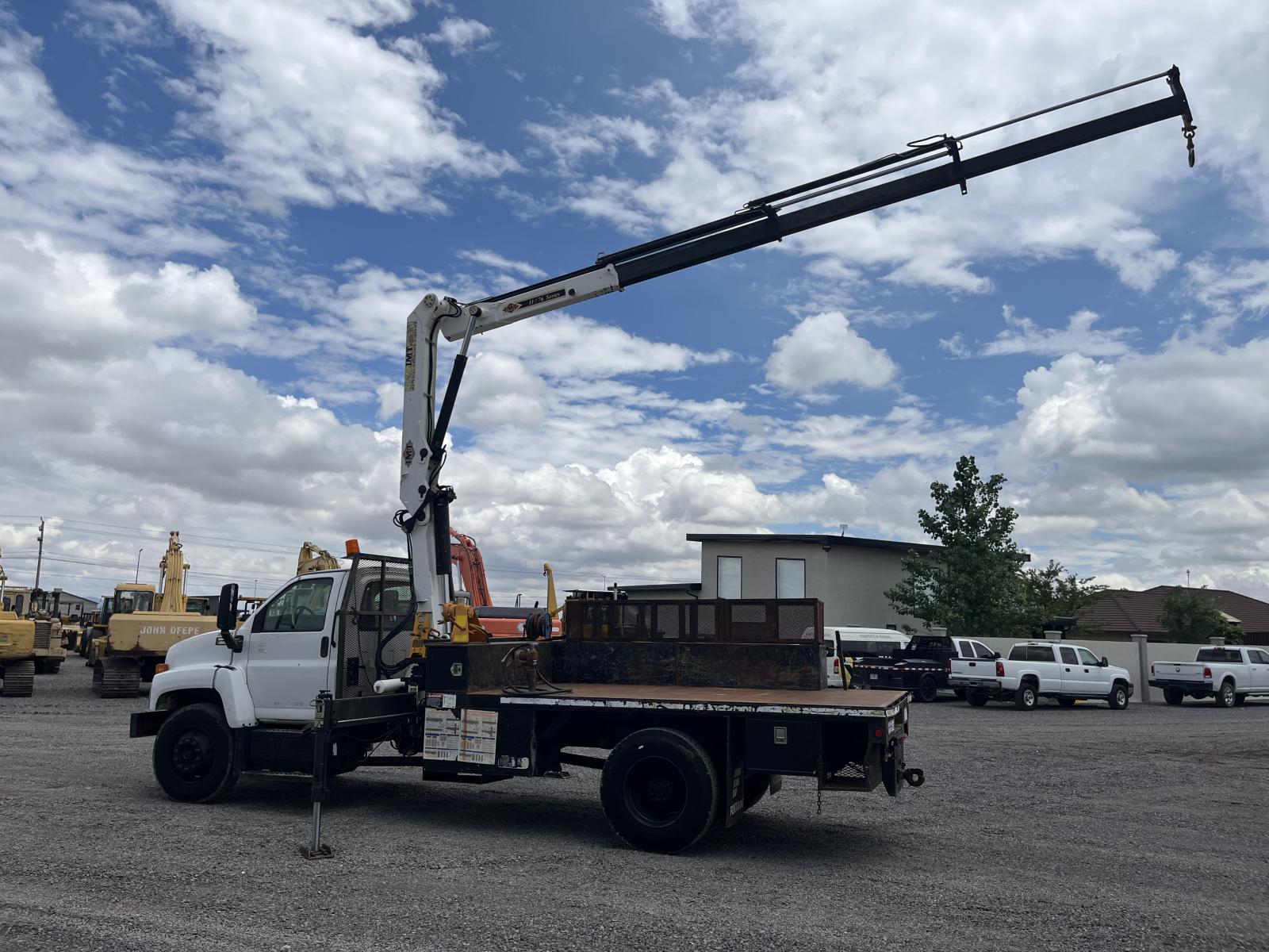 ./imagenes/INVOICE/2019/18163/CAMION CON GRUA IMT 1176K3 (66).JPG